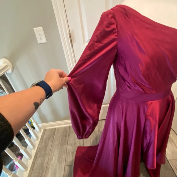 Mac Duggal Ieena High-Low One-Shoulder Gown Berry 16892 - Picture 6 of 15